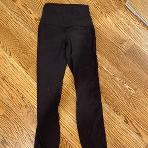 BLACK 25” HIGH RISE LULULEMON ALIGN LEGGINGS